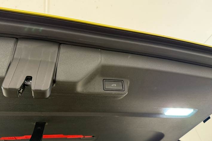 Gul VW ID.Buzz fra 2024