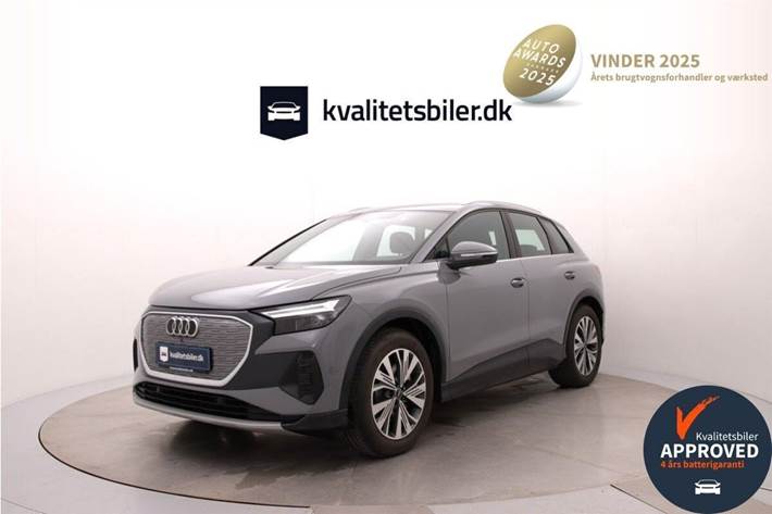 Grå Audi Q4 fra 2025