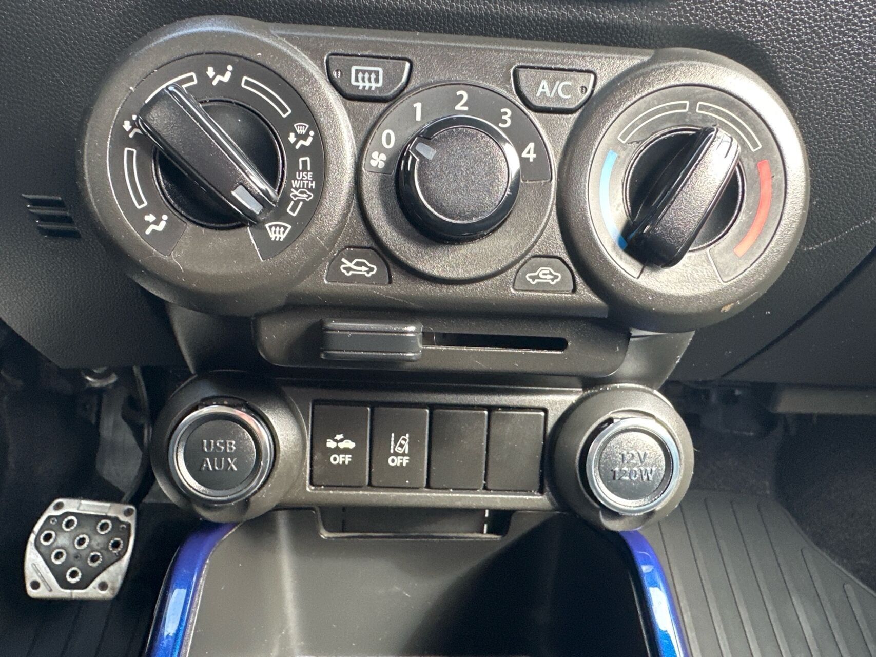 Grå Suzuki Ignis fra 2022