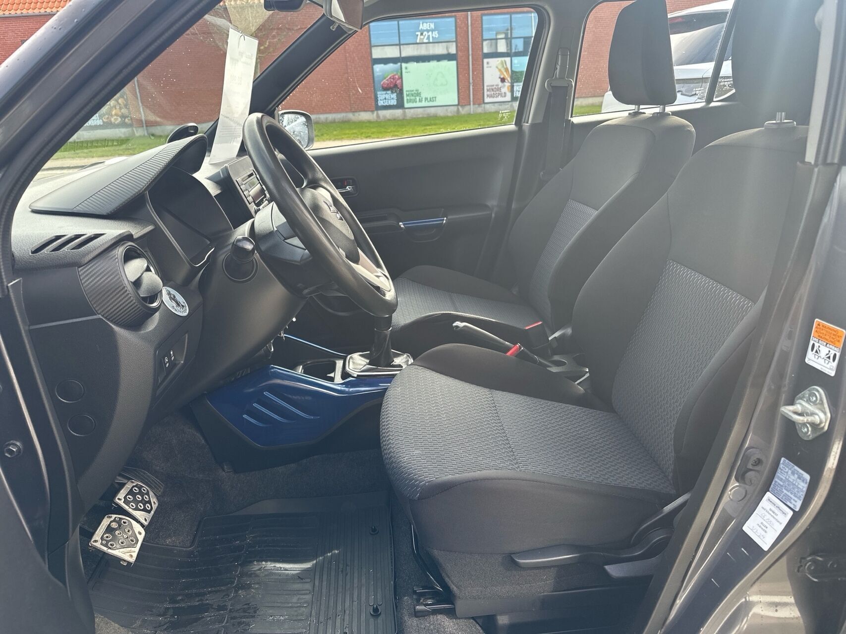 Grå Suzuki Ignis fra 2022