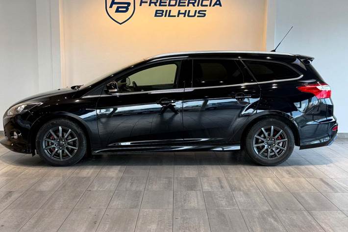 Sort Ford Focus fra 2013