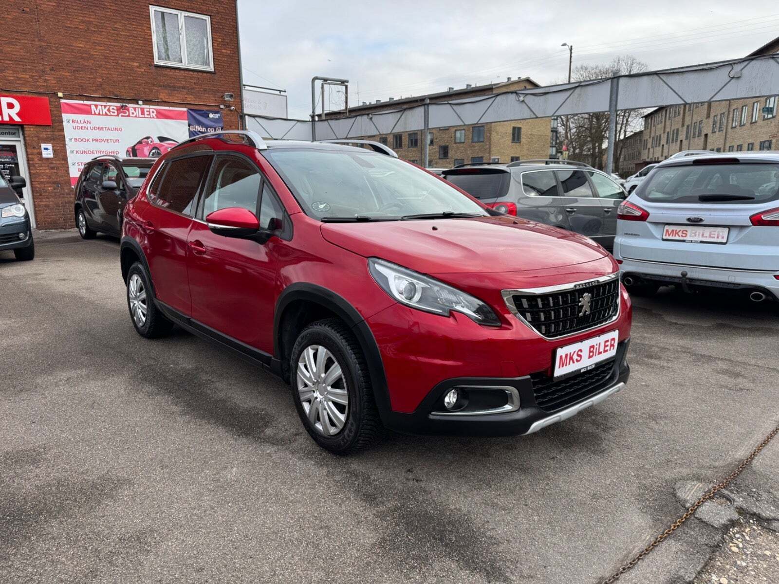 Peugeot 2008 1,2 e-THP 110 Allure Sky