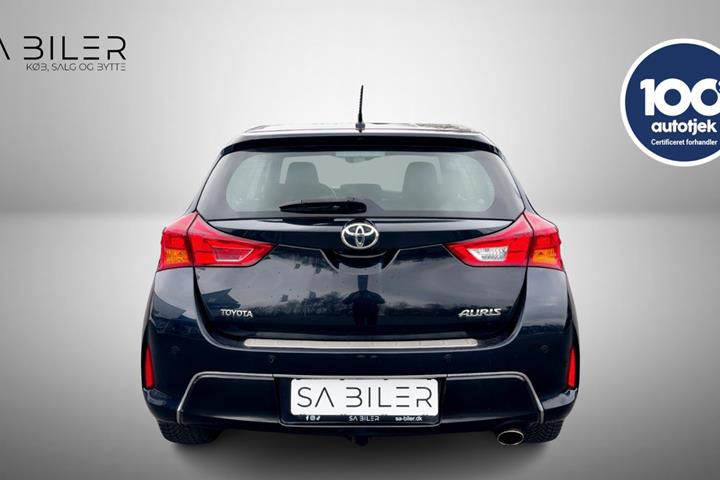 undefined Toyota Auris fra 2013