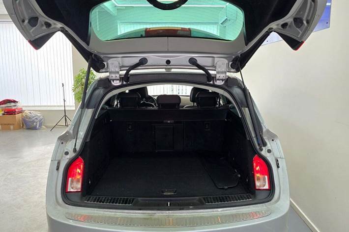 Sølv Opel Insignia fra 2012