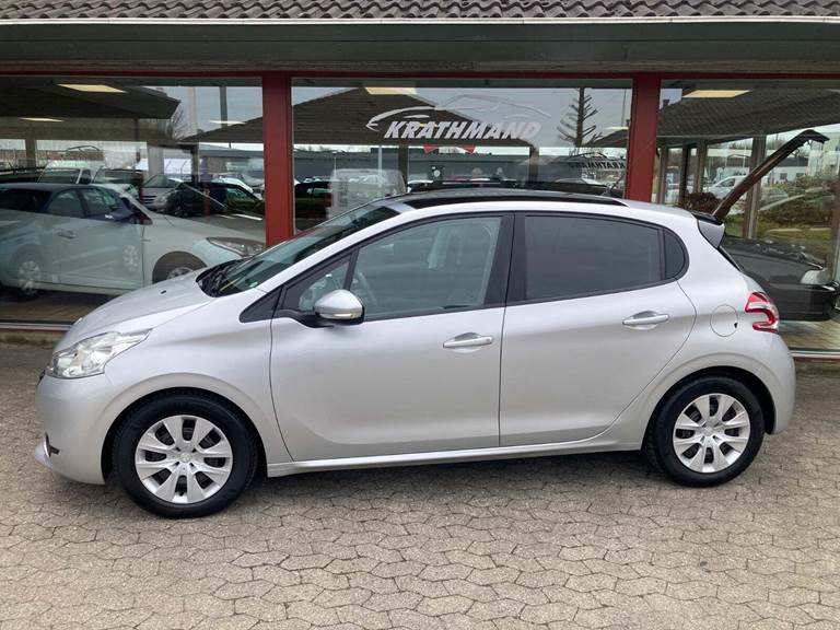 Peugeot 208 1,6 BlueHDi 100 Active Sky