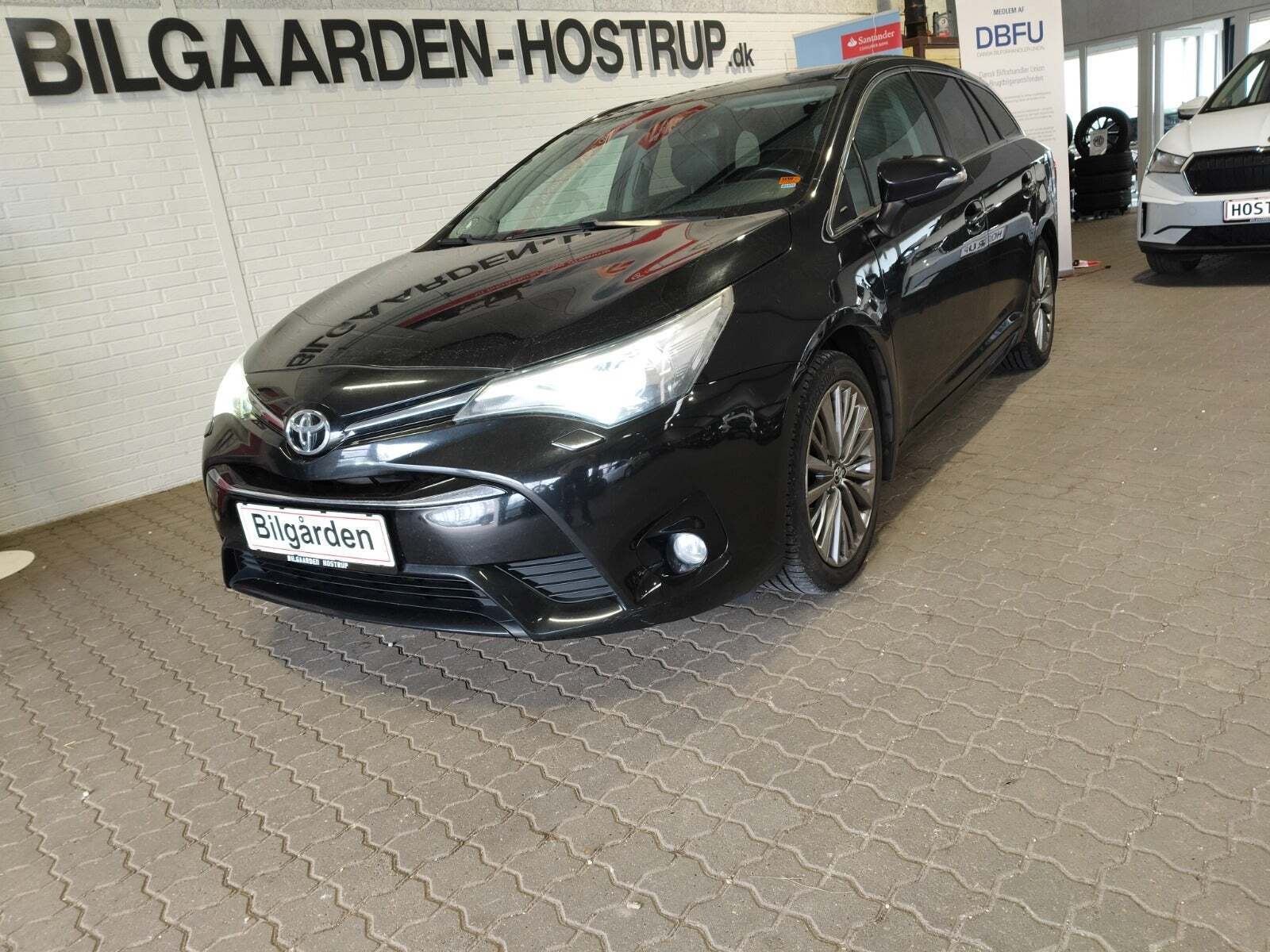 Toyota Avensis 1,8 VVT-i T1 Touring Sports