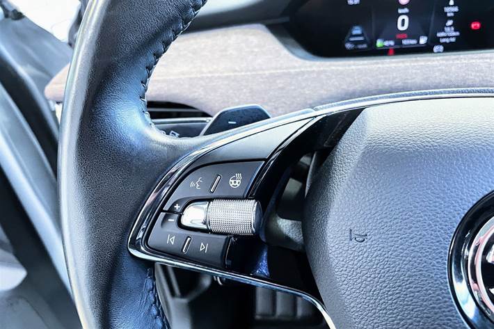 Sølv Skoda Enyaq fra 2021