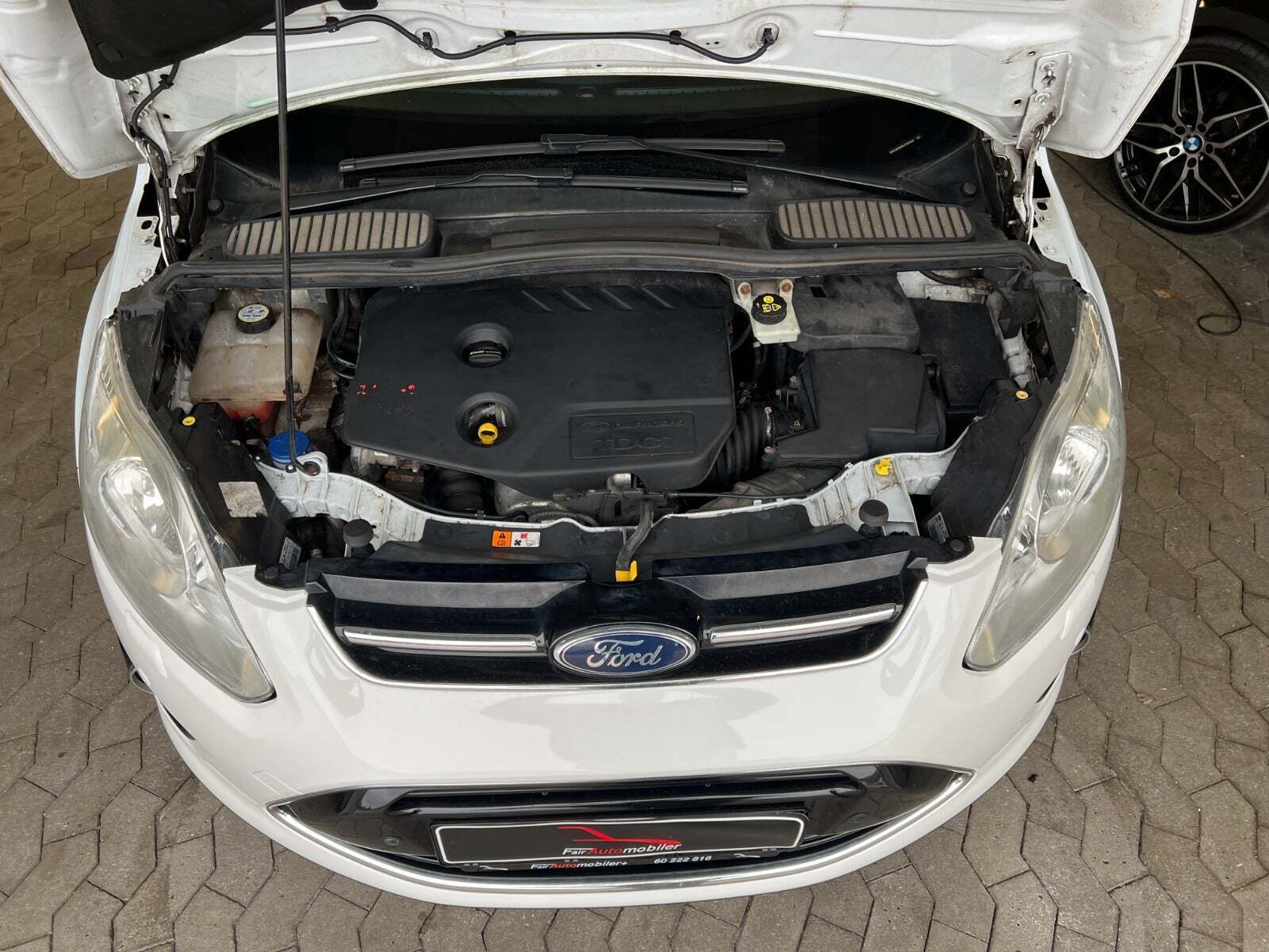 Hvid Ford C-MAX fra 2012