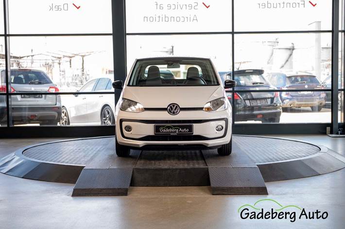 Hvid VW UP! fra 2018