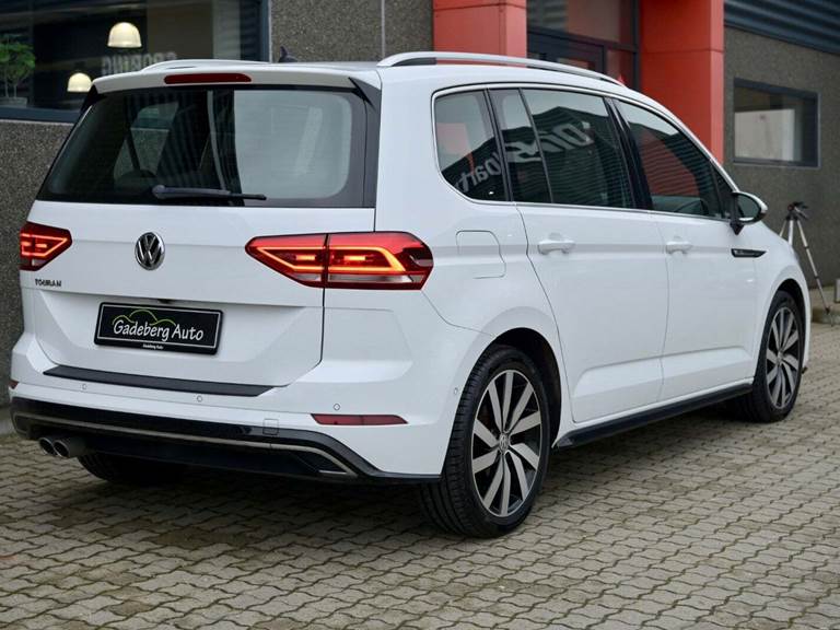 VW Touran 2,0 TDi 150 R-line DSG 7prs