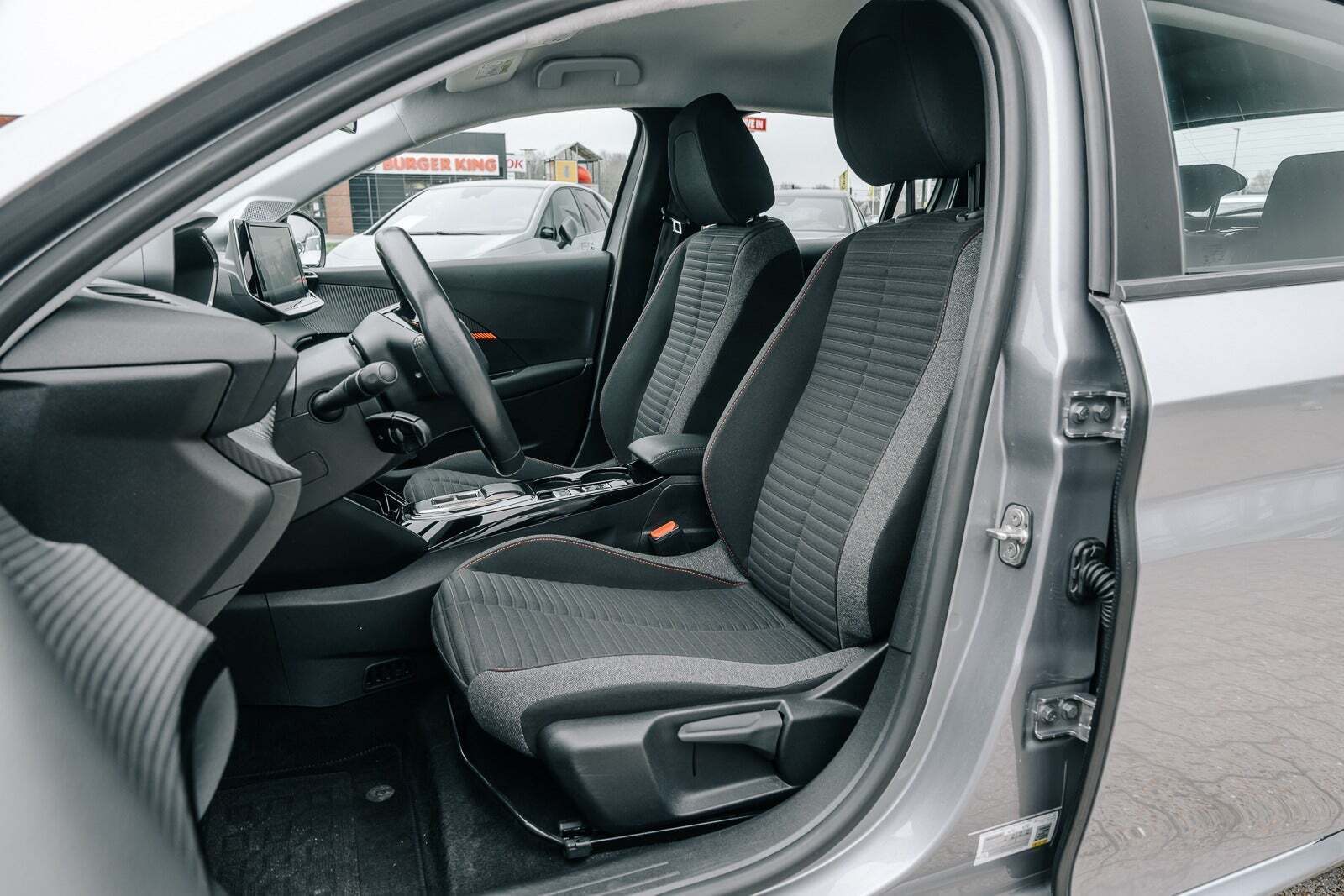 Peugeot e-208 50 Active