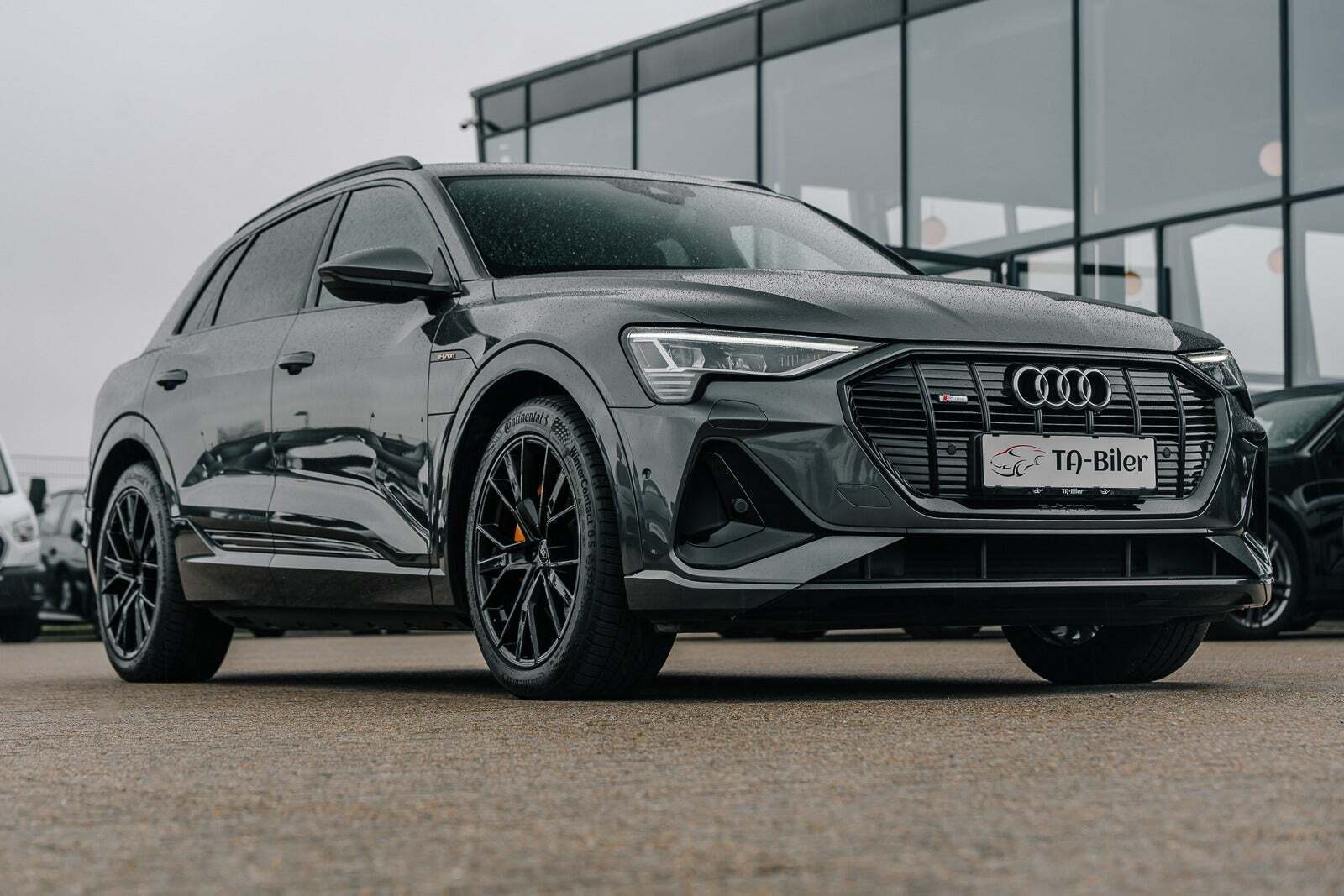 Audi e-tron 55 S-line quattro