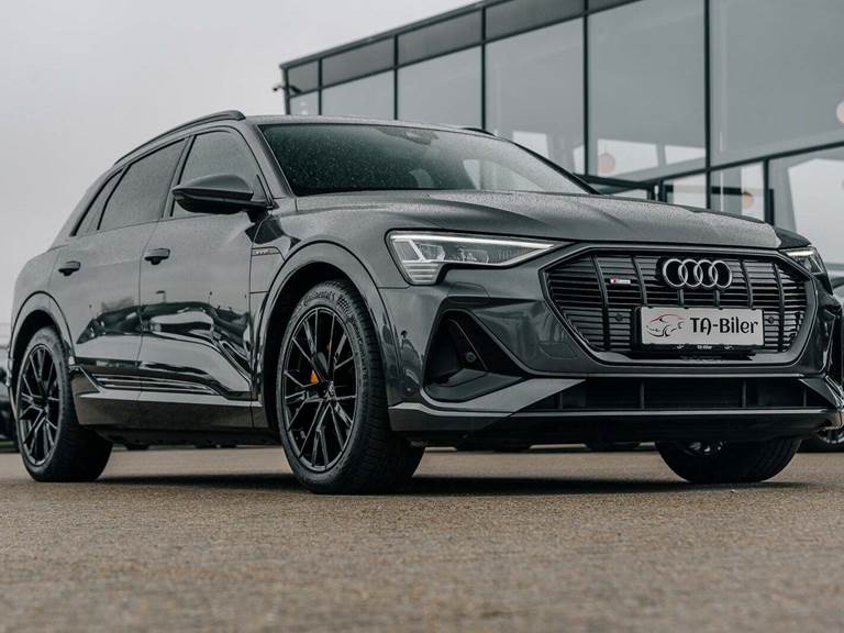 Audi e-tron 55 S-line quattro