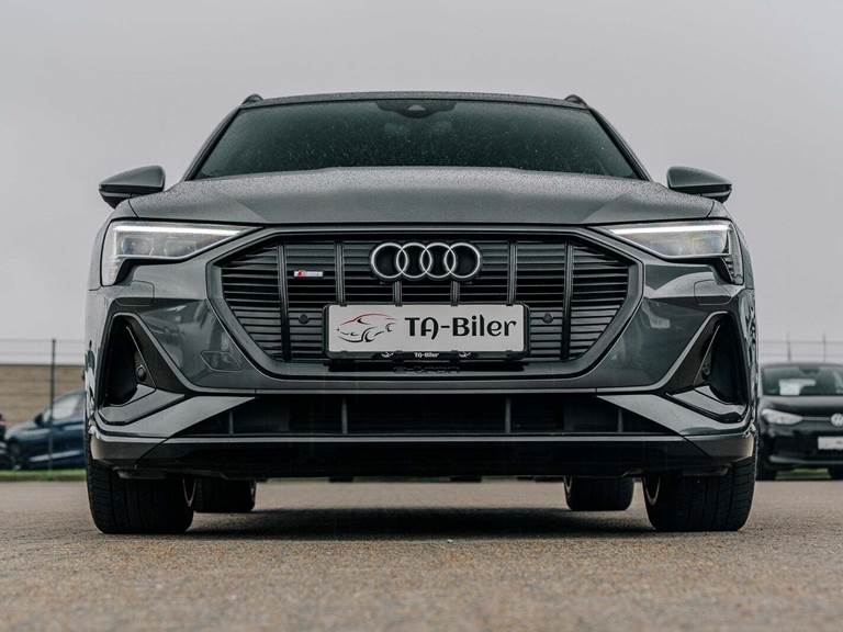 Audi e-tron 55 S-line quattro