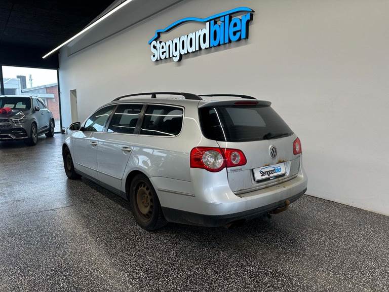 VW Passat 2,0 FSi Sportline Variant