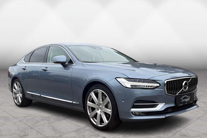 Blå Volvo S90 fra 2016