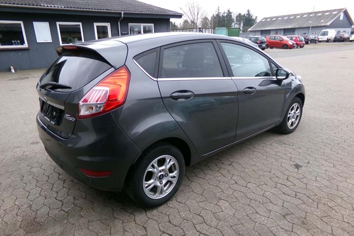 Grå Ford Fiesta fra 2016