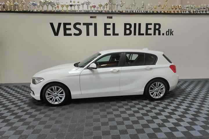 Hvid BMW 118d fra 2017