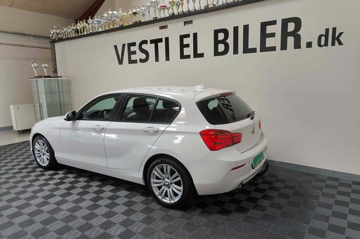 Hvid BMW 118d fra 2017
