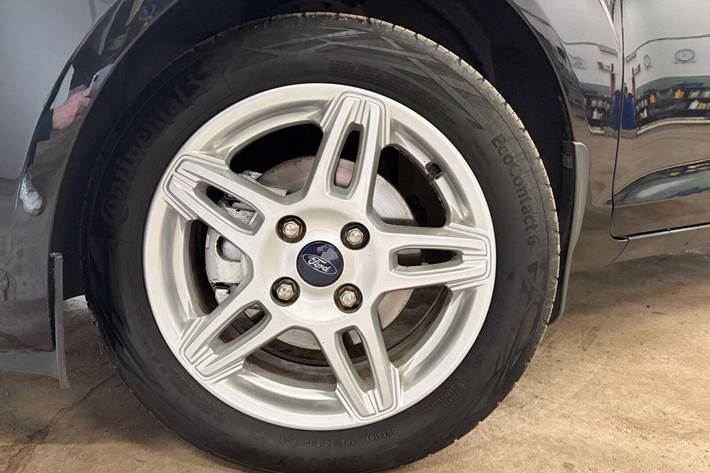 undefined Ford Fiesta fra 2014