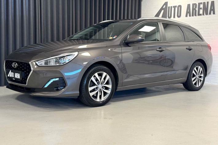 Brun Hyundai i30 fra 2019