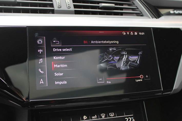 Sort Audi e-tron fra 2020