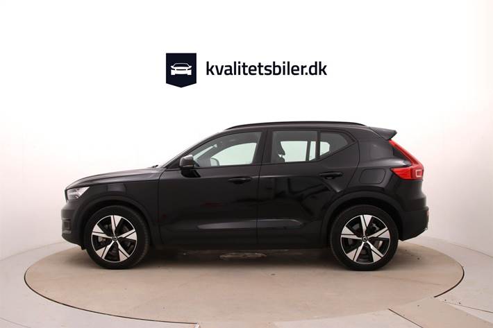 Sort Volvo XC40 fra 2020