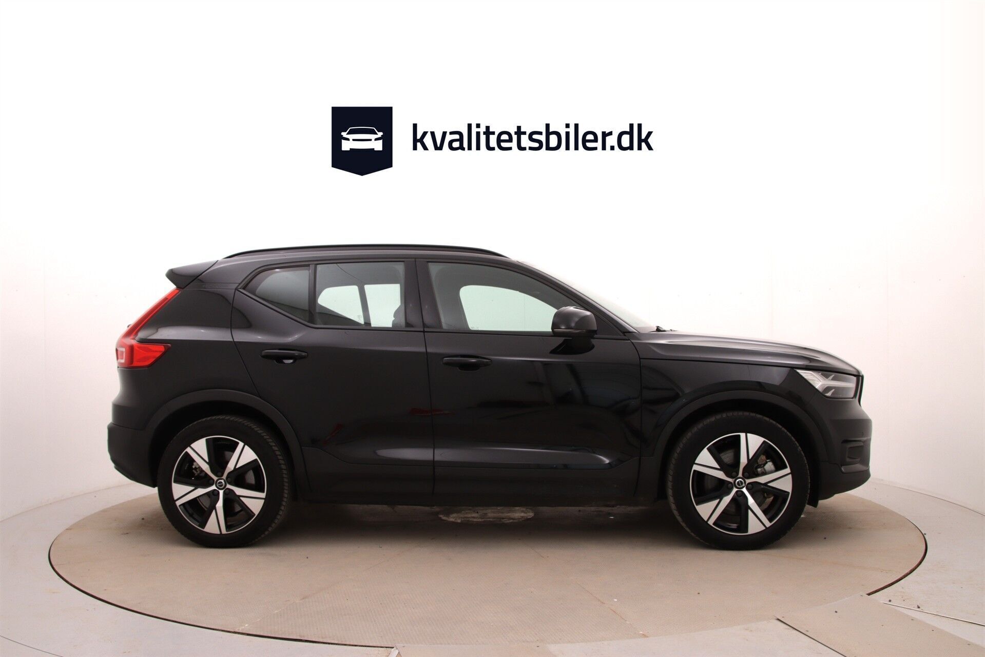 Volvo XC40 P8 Recharge Twin R-design AWD 408HK 5d Aut.