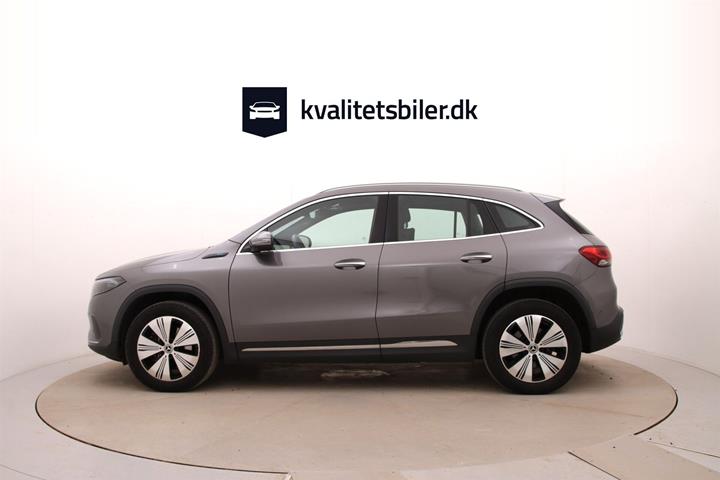 Grå Mercedes EQA250 fra 2021