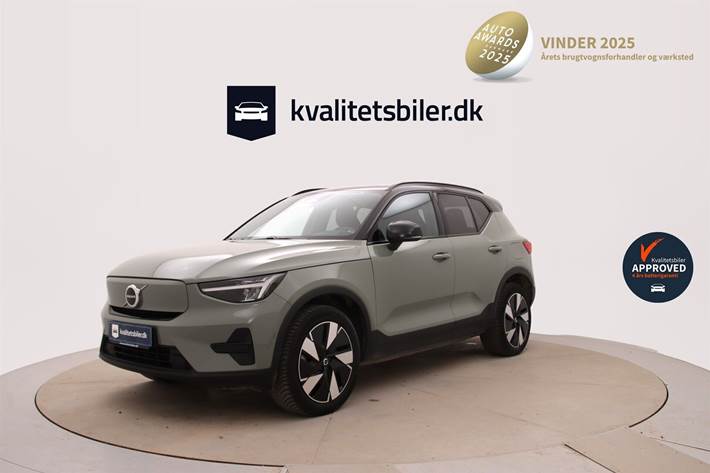 Grøn Volvo XC40 fra 2024