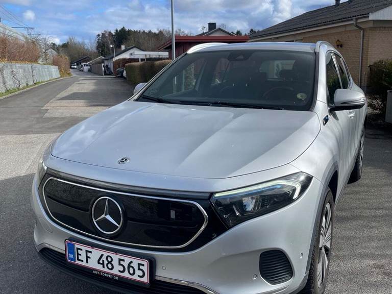 Mercedes EQA 250
