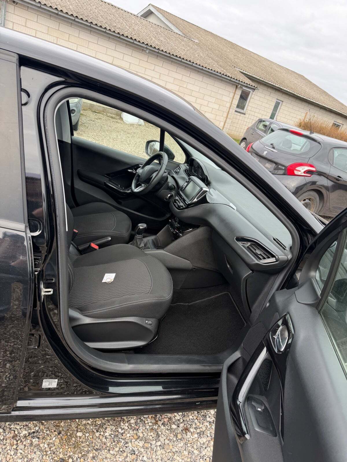 undefined Peugeot 208 fra 2019