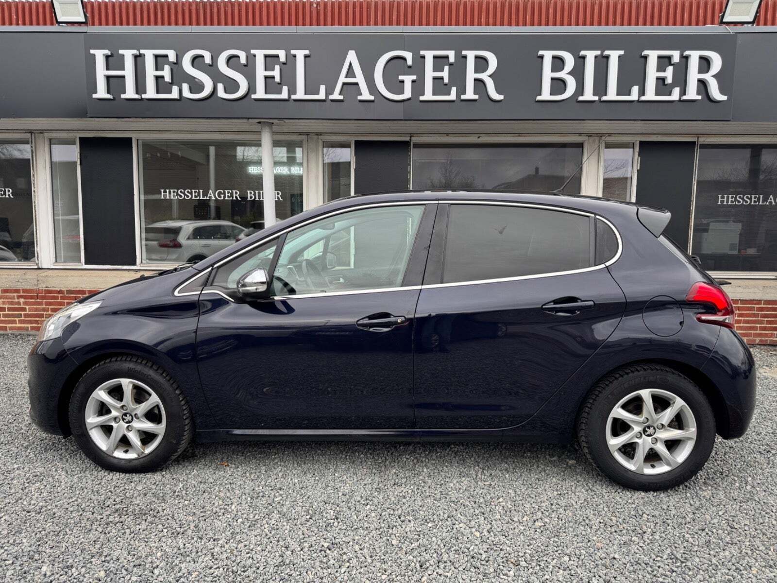 Peugeot 208 1,6 BlueHDi 100 Allure Sky