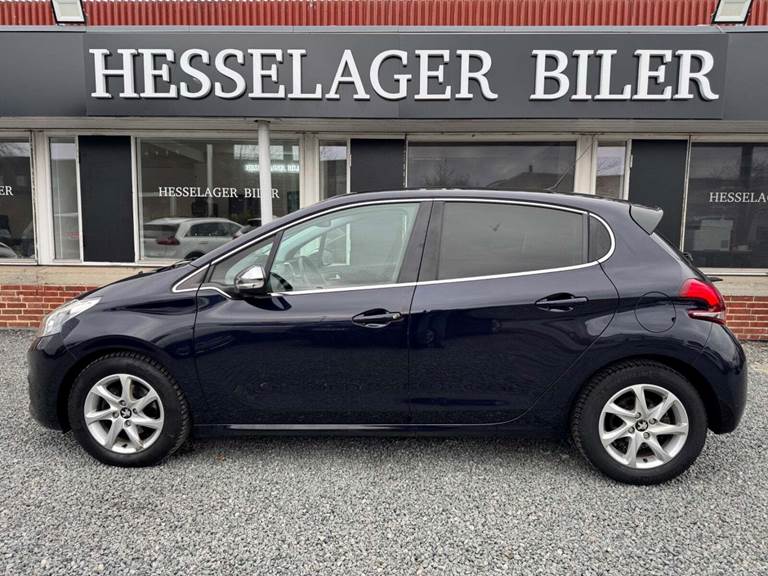 Peugeot 208 1,6 BlueHDi 100 Allure Sky