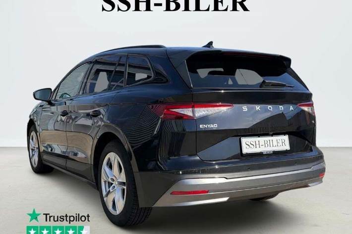 Sort Skoda Enyaq fra 2024
