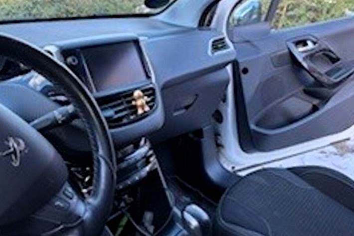 undefined Peugeot 208 fra 2017