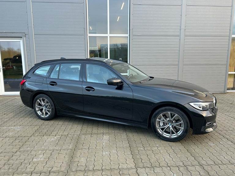 BMW 330e 2,0 Touring Sport Line aut.