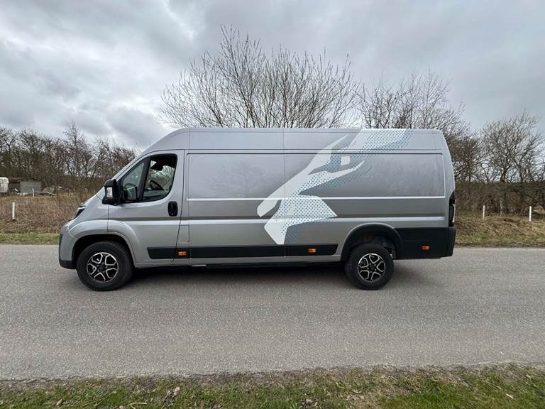 Peugeot e-Boxer 435 110 L4H2 Premium