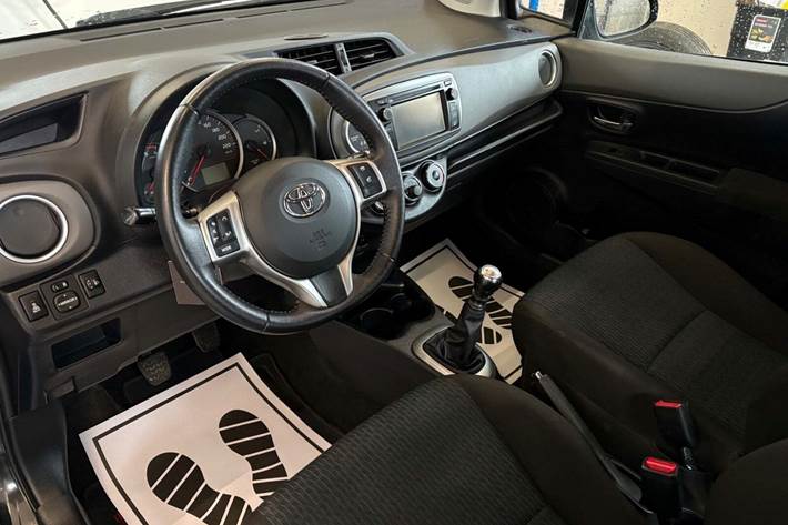 undefined Toyota Yaris fra 2012