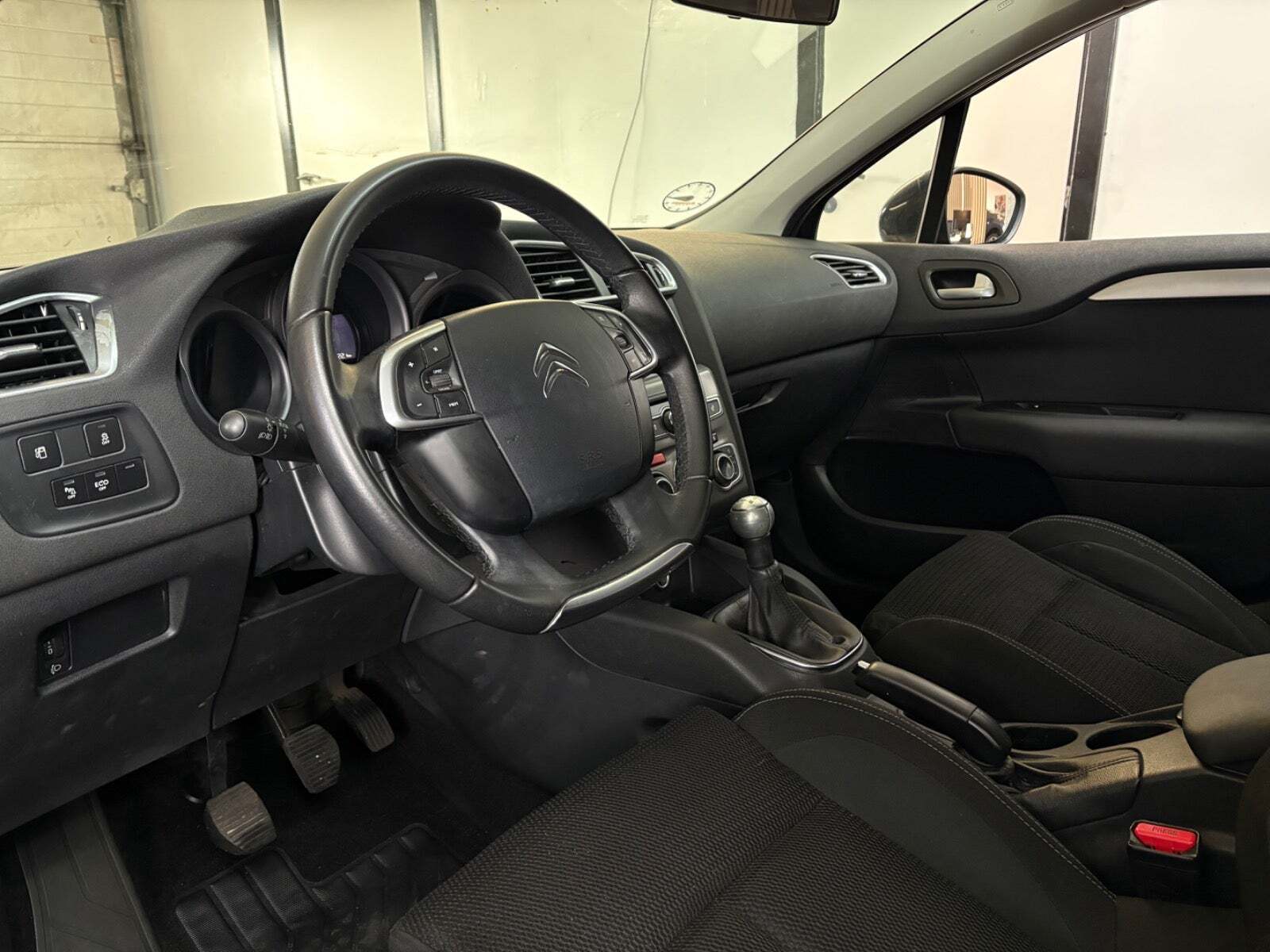 Citroën C4 1,6 BlueHDi 100 Extravaganza