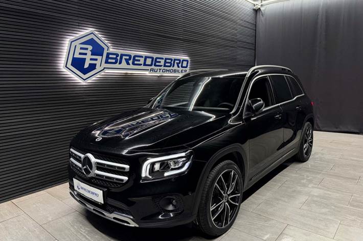 Sort Mercedes GLB220 d fra 2023