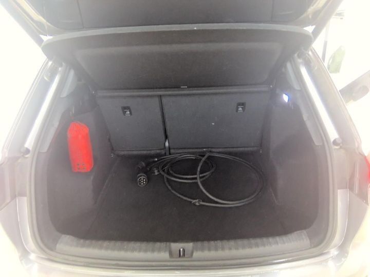 Grå Audi Q4 fra 2021