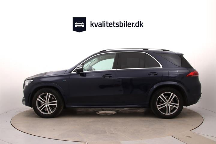 Blå Mercedes GLE350 de fra 2021