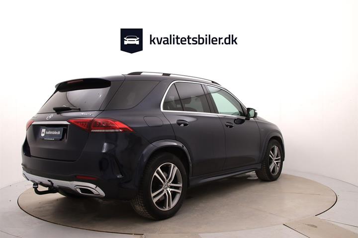 Blå Mercedes GLE350 de fra 2021