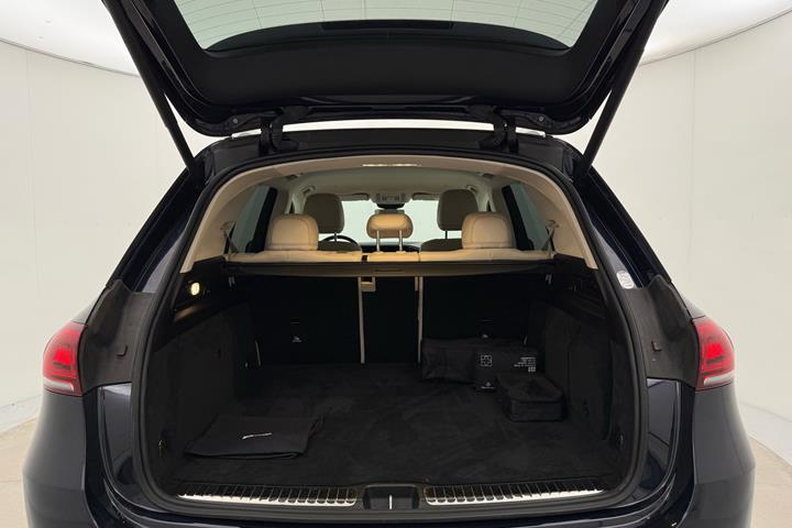 Blå Mercedes GLE350 de fra 2021