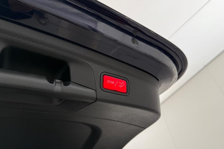 Blå Mercedes GLE350 de fra 2021
