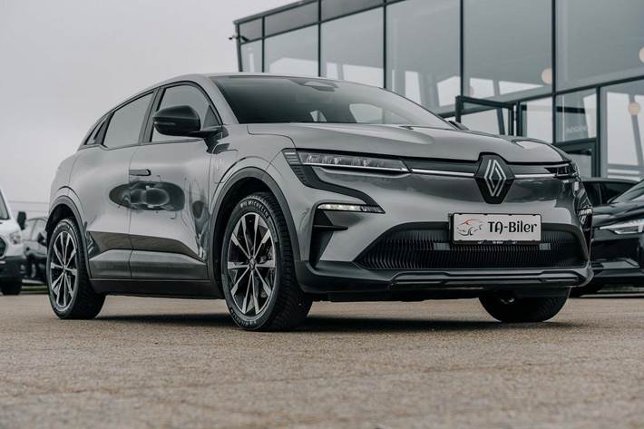 Grå Renault Megane E-Tech fra 2023