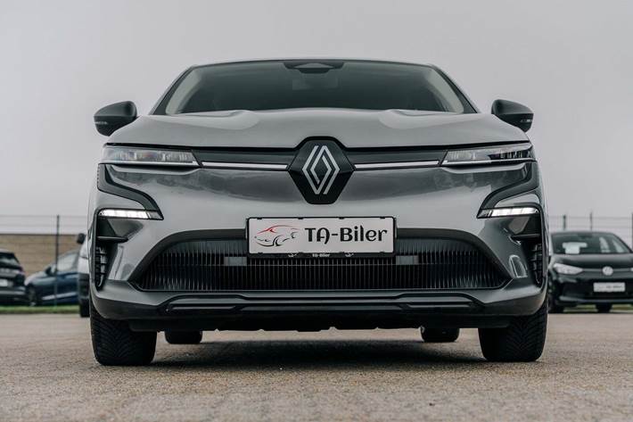 Grå Renault Megane E-Tech fra 2023