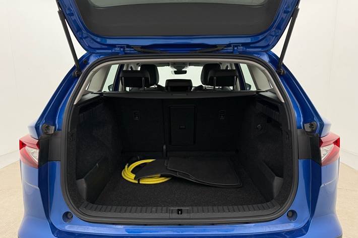 Blå Skoda Enyaq fra 2023