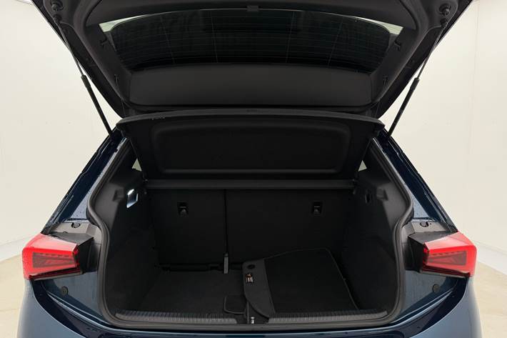 Blå Cupra Born fra 2022